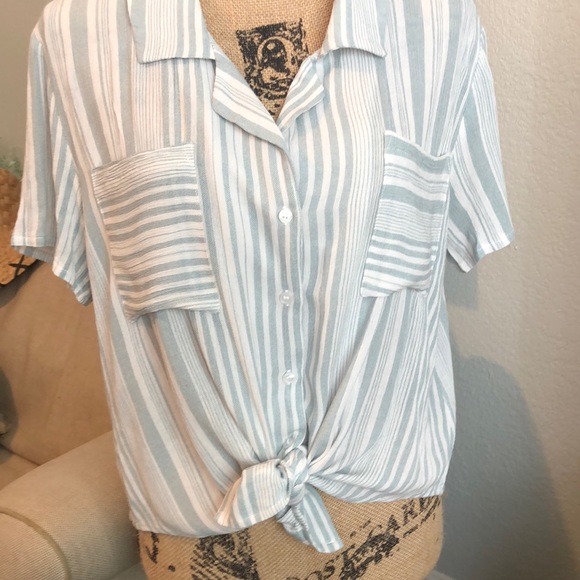 Cute Striped Button Up Shirt - Picture 5 of 5